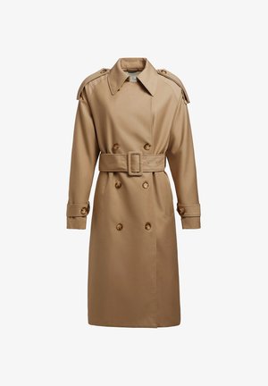 Trench coat beige hecho de un tejido de textura suave, con botones de doble botonadura, cintura ceñida con cinturón y epaulettes en los hombros.