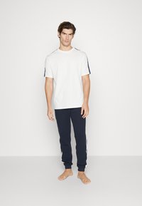 Tommy Hilfiger TEE LOGO ESTABLISHED - Camiseta de pijama - ecru