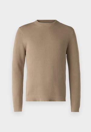 Pull en tricot beige avec un col rond, des poignets et un ourlet côtelés, et un tissu texturé, présentant une couleur unie sans motifs ni accents.