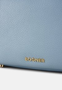 Bogner WALLIS RAJA - Torbica - hellblau