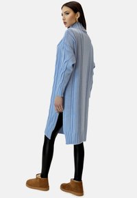 Elara Strickkleid - blau