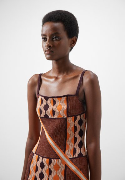 Ahluwalia TAFII DRESS - Φόρεμα σε ίσια γραμμή - red/orange