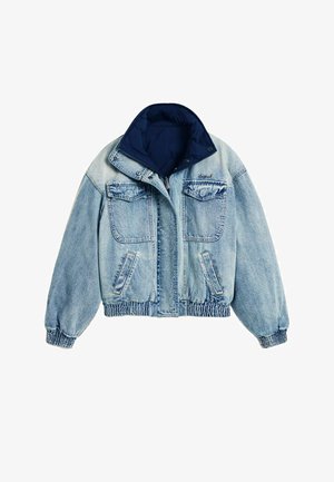 Hellblaue Jeansjacke mit dunkelblauem Innenfutter, elastischen Bündchen, zwei Fronttaschen und einem Kragen. Strukturierter Stoff.