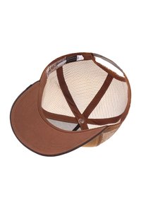 Cappello marrone con visiera curva, retro in rete e fascia interna assorbente. Presenta una chiusura a scatto regolabile e etichette interne. Tessuto texturizzato.