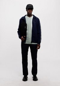 EA7 Emporio Armani FELPA - Jersey con capucha - navy