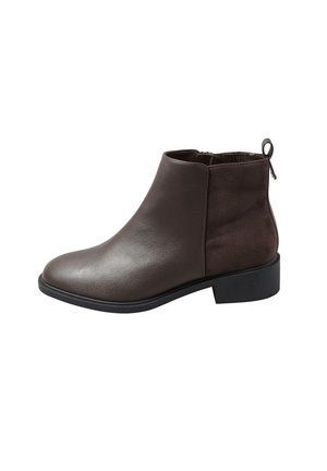 WIDE FIT - Bottines - brown