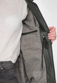 JCC JCC  - Pitkä takki - vintage schwarz