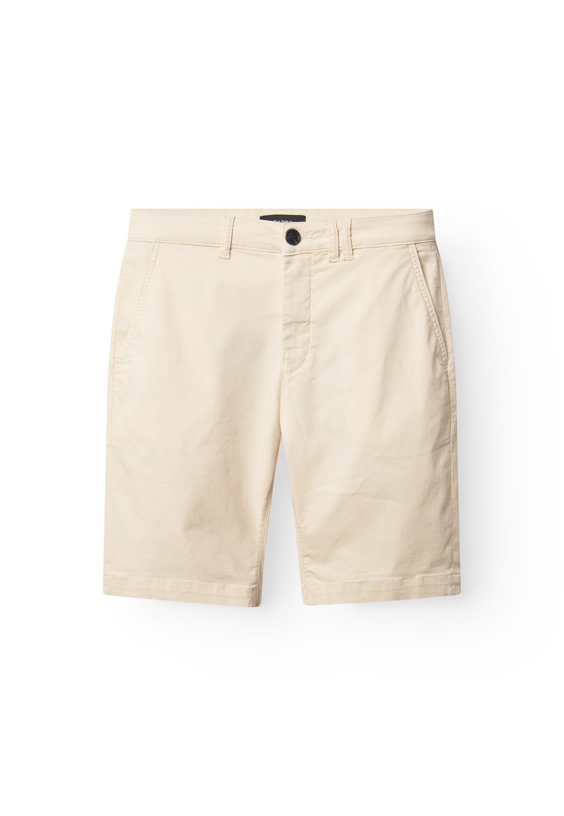 Bež pamučne kratke hlače klasičnog kroja, s prednjim zatvaračem na kopčanje, dva bočna džepa i glatkom teksturom.