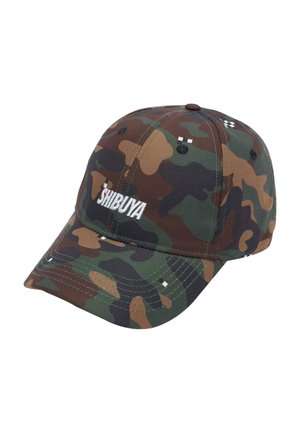 Kamelj cappers i grønn, brun og svart. Har brodert "SHIBUYA"-logo og sydd detaljer. Strukturert design med buet skjerm.