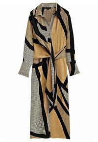 Langärmliges Hemdblusenkleid mit Kragen, mit Bindeband in der Taille, in Beige, Weiß und Schwarz mit abstrakten Streifen und geometrischen Mustern.