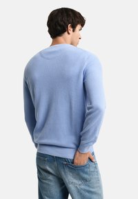 GANT C-NECK - Maglione - clear sky
