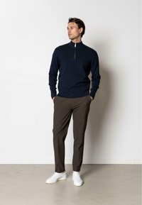 Clean Cut Copenhagen OSCAR HALF-ZIP  - Strikkegenser - navy