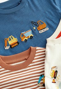 Miniaturna slika 6