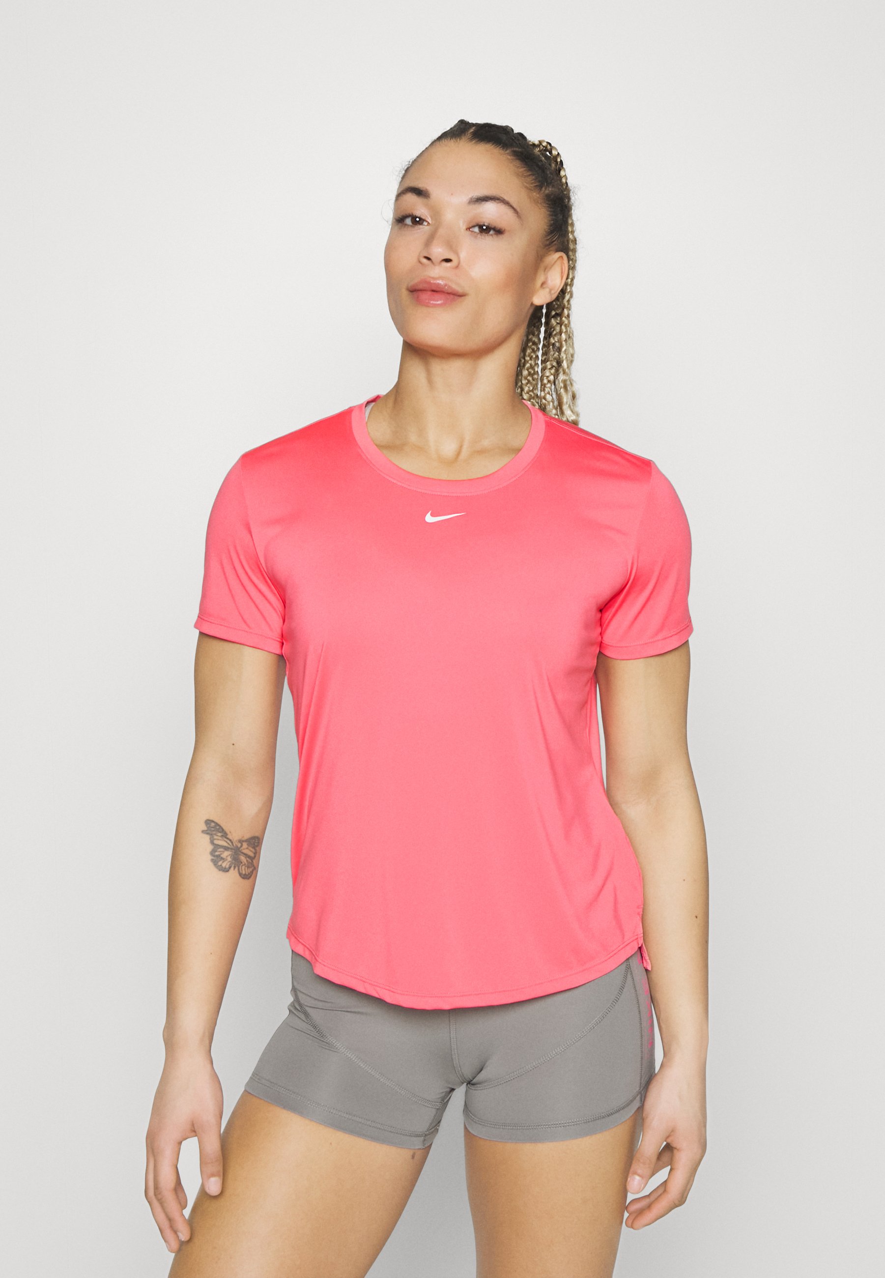 coral nike top