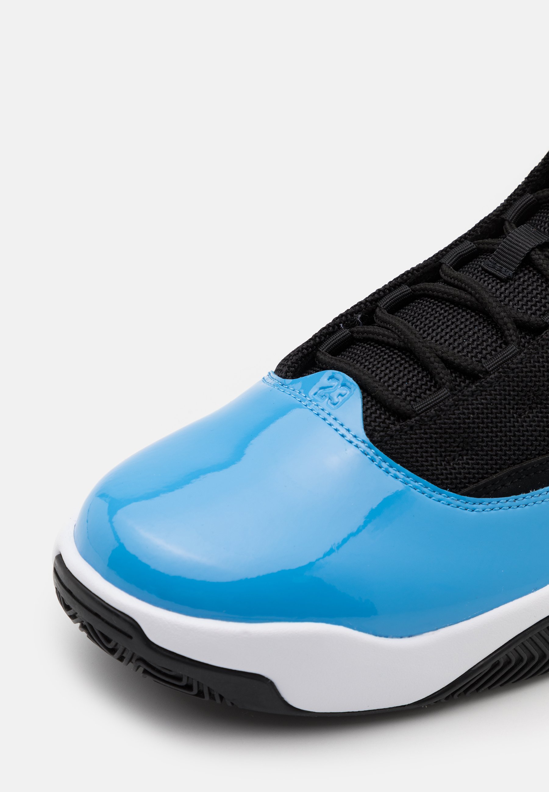 jordan max aura teal