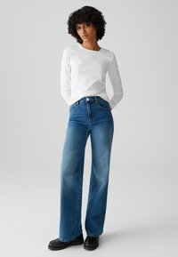 OPUS SLIM FIT BASIC - Longsleeve - white