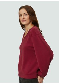 s.Oliver Sweater - rubinrot