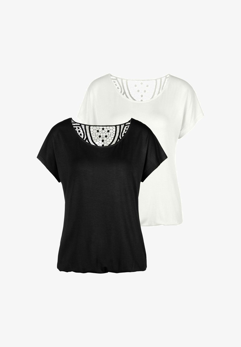 Zwei kurzärmelige T-Shirts, eines schwarz und eines weiß, mit einem Spitzenmuster am Ausschnitt. Weicher Stoff mit lässiger Passform.