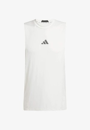 Witte mouwloze sportshirt van zachte stof, met een grijs Adidas-logo in het midden en netaccenten bij de schouders.
