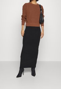 Minimum Sweter