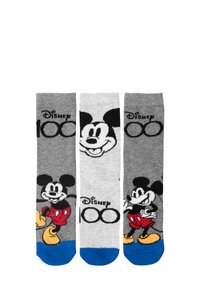 Tre paia di calzini con design Disney. I colori includono grigio, bianco e blu. Il materiale è morbido, con grafiche stampate di Topolino.
