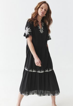 TATUUM Day dress - black
