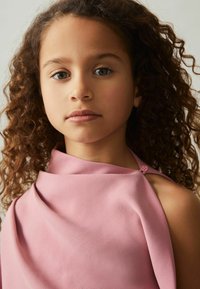 Reiss REISS ELLERY ONE-SHOULDER DRAPED DRESS - Koktailové šaty/večierkové šaty - pink