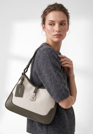 Diana&Co, DIANA&CO SHOULDER BAG - Handtas - green bottle