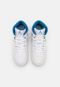 Jordan AIR JORDAN 1 MID SE - Sneakers alte - white/industrial blue/sail