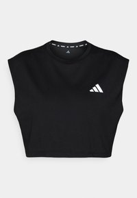 Μαύρο αθλητικό κοντομάνικο τοπ, κατασκευασμένο από λείο ύφασμα. Διαθέτει λευκό λογότυπο Adidas στο αριστερό στήθος και σχέδια στη γραμμή του λαιμού.
