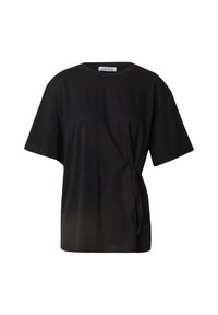 Zwarte top met korte mouwen, voorzien van een geknoopte zijkant, ronde halslijn en een zachte, gladde textuur. Eenvoudig, losvallend ontwerp.