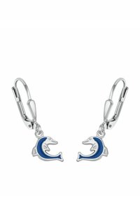 Pendientes de delfín plateados con acentos de esmalte azul, que presentan un diseño curvado y cierre de palanca. Los delfines son detallados y estilizados.