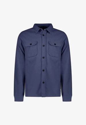 Marineblauwe overhemd van een gladde stof; met twee borstzakken, zwarte knopen en een kraag. Lange mouwen met manchetten.