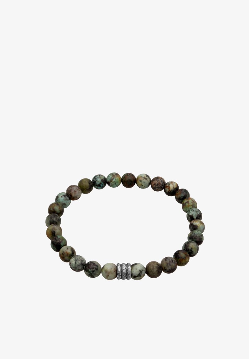 Perlenarmband mit erdigen grünen und braunen Steinen, versehen mit einem strukturierten Silberakzent in der Mitte, elastisches Band für Dehnbarkeit.