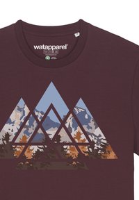 watapparel GEOMETRIC LANDSCAPE - T-shirt print - red brown