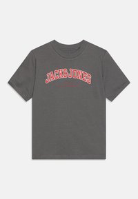 T-shirt en coton gris à manches courtes et col rond, avec le texte imprimé en rouge "JACK&JONES" sur la poitrine.