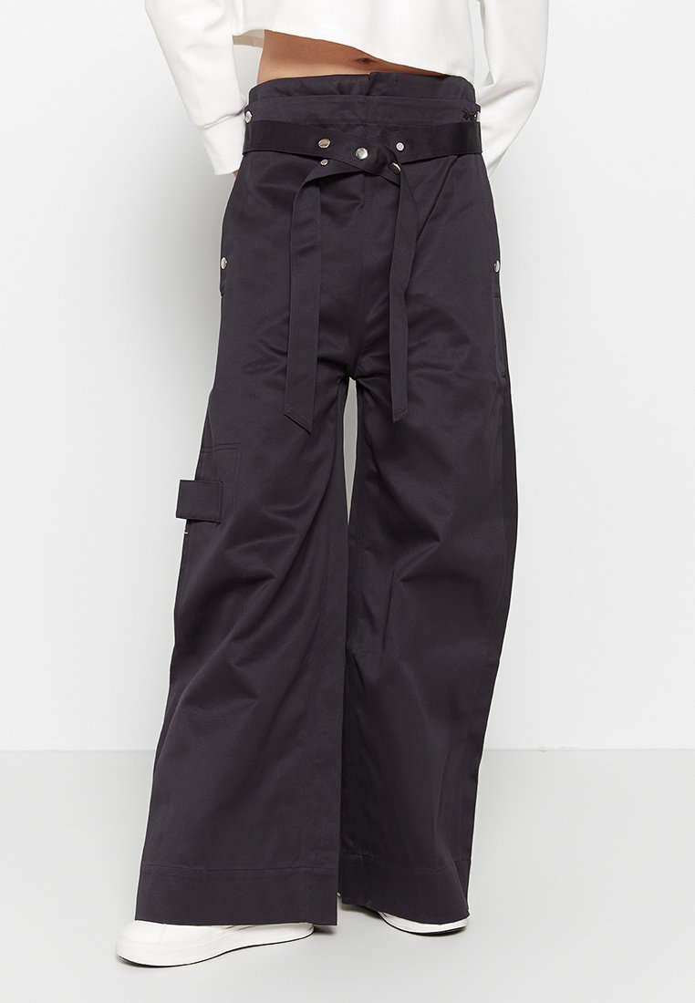 Pantalones
