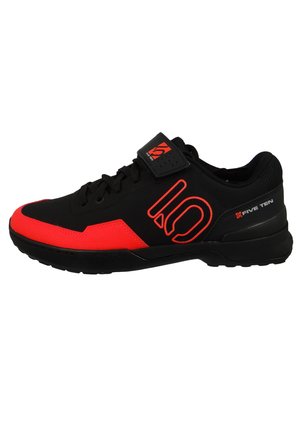 Sneakersy niskie