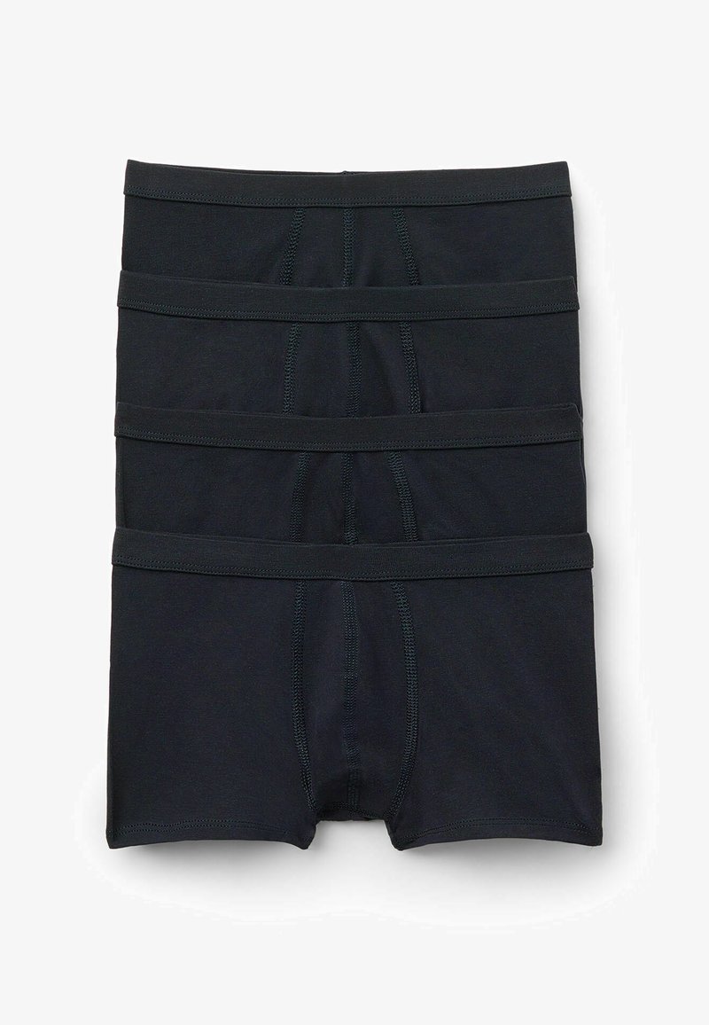 Schwarze Baumwoll-Boxershorts in gefalteter Anordnung gestapelt. Glatte Textur mit elastischen Taillenbändern und verstärkten Nähten.