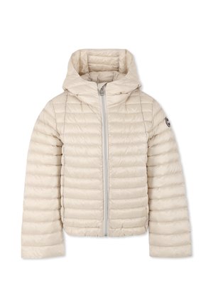 Giacca trapuntata beige con cappuccio, zip frontale, maniche lunghe e patch con logo sul braccio sinistro, esposta su sfondo bianco.