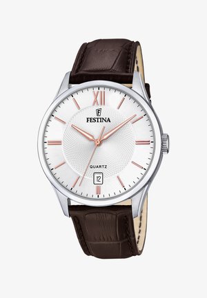 Montre à quartz de Festina avec un cadran argenté, des accents en or rose, des index noirs et un bracelet en cuir marron au motif crocodile.
