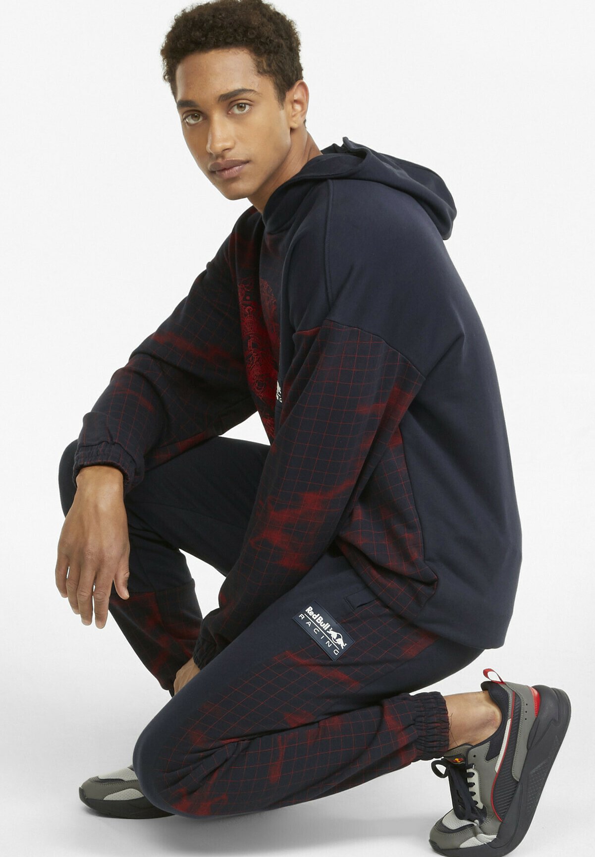 jogging puma red bull