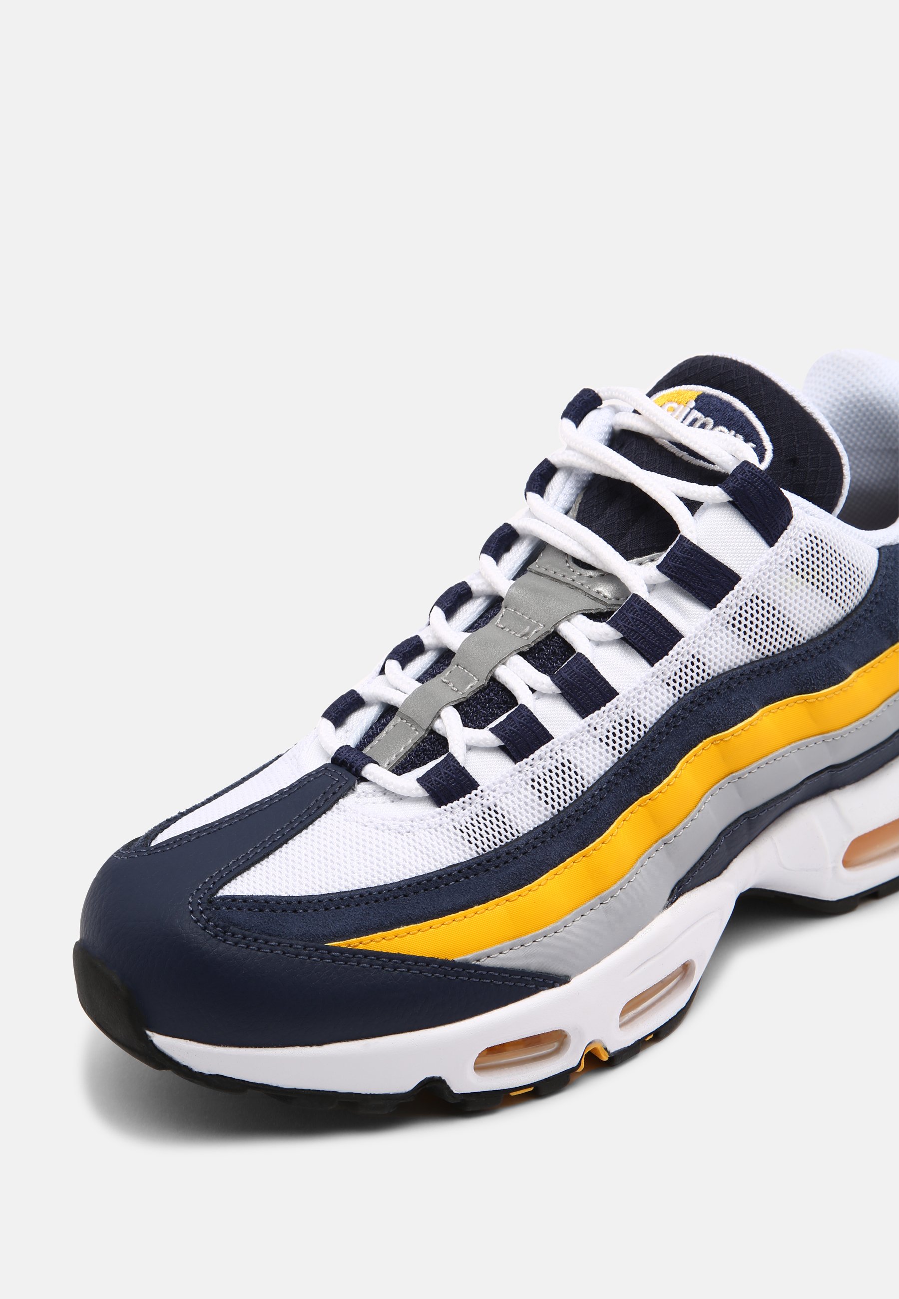 black white and gold air max 95