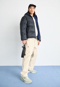 Nike Sportswear ZOOM VOMERO 5 - Tossud - jade horizon/phantom/light silver/white/black