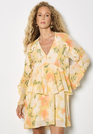 FLORAL RUFFLE MINI - Vestito casual - yellow