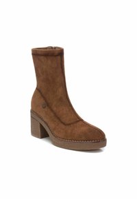 Refresh Botines con plataforma - camel