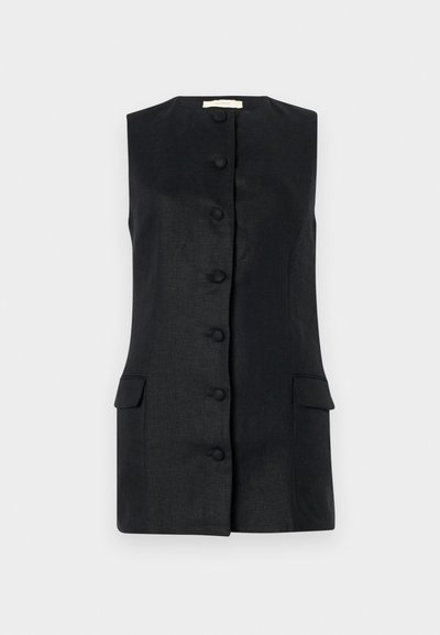 Melnā bezmugurkaula veste, izgatavota no strukturēta auduma, ar taisnu griezumu, sešiem pogām un divām priekšējām kabatām. Vienkāršs un strukturēts dizains.