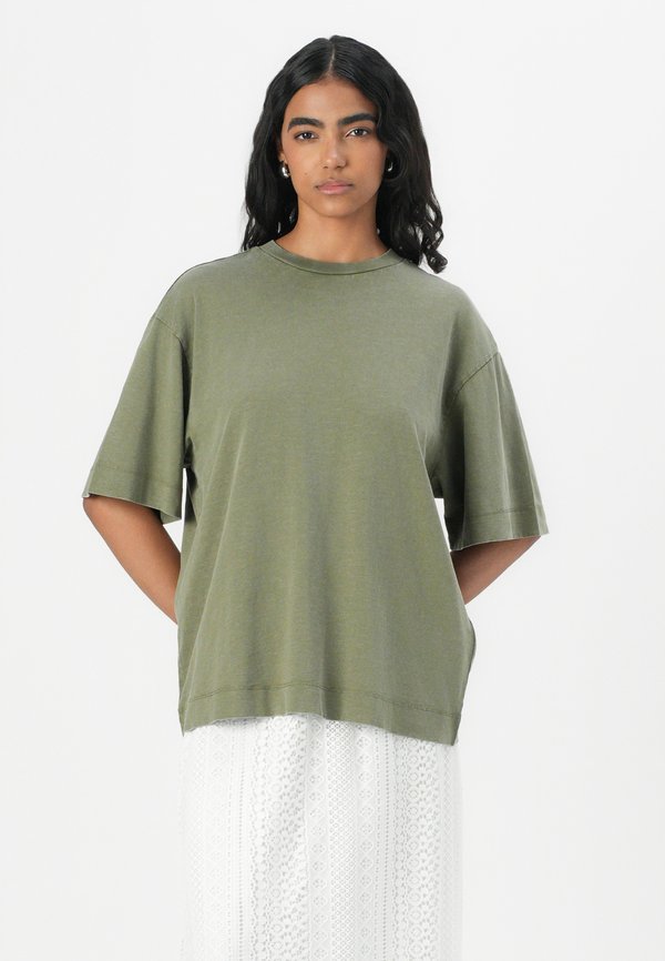 SLFDIA OVERSIZED TEE - Basic T-shirt - kalamata4