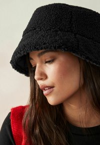 Next REVERSIBLE BUCKET - REGULAR FIT - Hatte - black