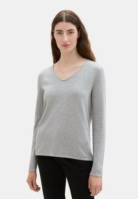TOM TAILOR Stickad tröja - medium silver grey melange